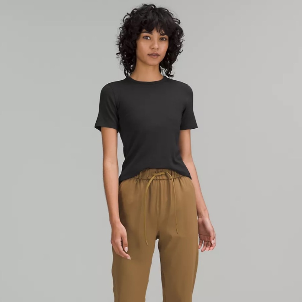 Lululemon Hold Tight Short Sleeve Shirt *Black